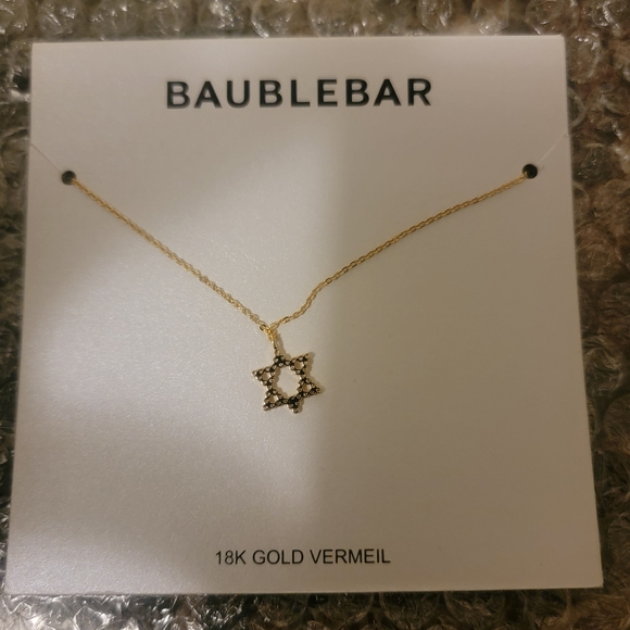 Star of David 18K Gold Necklace - Picture 3 of 3
